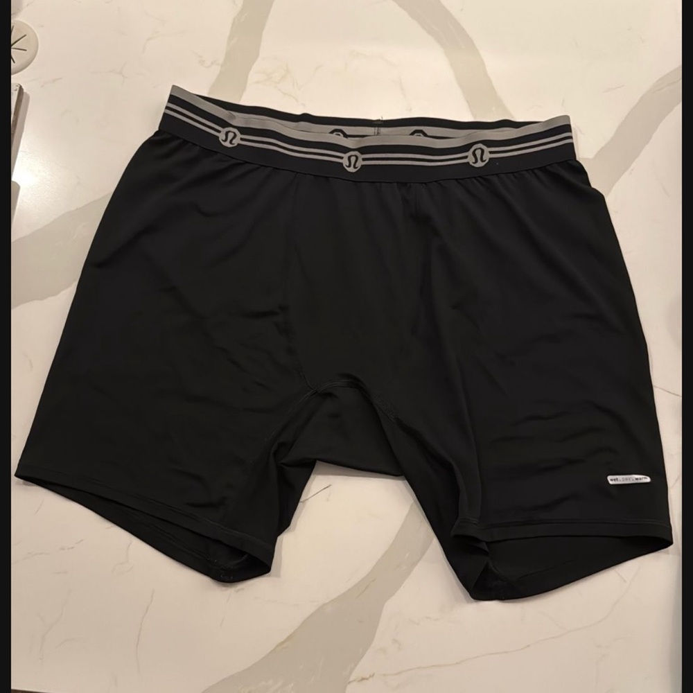 lululemon athletica Men's Black Boxer Briefs with Gray Waistband, medium